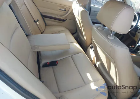 2011 BMW 328I xDrive z USA, uszkodzony, nr VIN WBAPK7C54BA972588